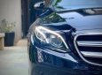 Mercedes-Benz E class 2016 - Cần bán gấp Mercedes E class năm 2016, màu đen