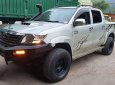 Toyota Hilux 2012 - Xe Toyota Hilux 3.0 năm 2012, màu trắng, xe nhập, giá chỉ 395 triệu