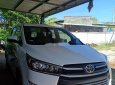 Toyota Innova   2017 - Bán Toyota Innova năm sản xuất 2017, màu trắng xe gia đình, giá tốt