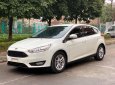 Ford Focus 2018 - Cần bán gấp Ford Focus sản xuất 2018, màu trắng