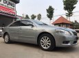 Toyota Camry 2011 - Bán xe Toyota Camry 2,4G năm 2011, màu xám, 620tr