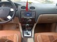 Ford Focus 2005 - Cần bán gấp Ford Focus 2005, màu vàng