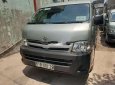 Toyota Hiace 2011 - Cần bán xe Toyota Hiace năm 2011, màu xám