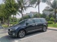 Kia Sedona 2016 - Bán Kia Sedona năm sản xuất 2016, màu đen