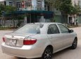 Toyota Vios 2005 - Cần bán lại xe Toyota Vios năm 2005, màu bạc xe gia đình, giá tốt