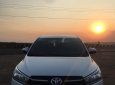 Toyota Innova 2019 - Bán Toyota Innova sản xuất năm 2019, màu trắng như mới