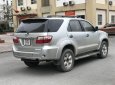 Toyota Fortuner 2009 - Cần bán lại chiếc  Toyota Fortuner đời 2009 giá cực kì thấp, đầy đủ tiện nghi