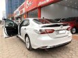 Toyota Camry   2019 - Bán Toyota Camry 2.5Q đời 2019, bảo hiểm thân vỏ 1 năm