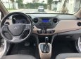 Hyundai Grand i10   2015 - Bán Hyundai Grand i10 đời 2015, màu bạc, nhập khẩu, số tự động