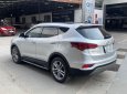 Hyundai Santa Fe 2018 - Bán Hyundai Santa Fe 2.4AT 4WD đời 2018, màu bạc như mới