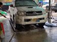 Toyota Hilux 2010 - Bán Toyota Hilux sản xuất năm 2010, màu trắng, nhập khẩu nguyên chiếc, 353tr