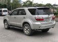 Toyota Fortuner 2009 - Cần bán lại chiếc  Toyota Fortuner đời 2009 giá cực kì thấp, đầy đủ tiện nghi