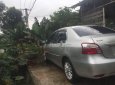 Toyota Vios   2010 - Cần bán Toyota Vios đời 2010, màu bạc