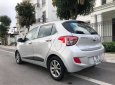 Hyundai Grand i10   2015 - Bán Hyundai Grand i10 đời 2015, màu bạc, nhập khẩu, số tự động