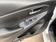 Mazda 2 2017 - Bán xe Mazda 2 sản xuất 2017, màu trắng giá cạnh tranh
