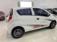 Chevrolet Spark 2017 - Bán ô tô Chevrolet Spark 1.2MT sản xuất năm 2017, màu trắng, giá tốt