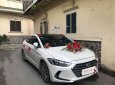 Hyundai Elantra 2017 - Cần bán Hyundai Elantra năm sản xuất 2017, màu trắng chính chủ, giá chỉ 440 triệu