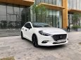 Mazda 3   2018 - Bán Mazda 3 năm 2018, màu trắng