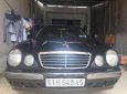 Mercedes-Benz E class 2002 - Bán Mercedes sản xuất 2002, màu đen, xe nhập chính chủ