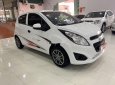 Chevrolet Spark 2017 - Bán ô tô Chevrolet Spark 1.2MT sản xuất năm 2017, màu trắng, giá tốt