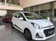 Hyundai Grand i10 1.2 AT  2020 - Cần bán lại xe Hyundai Grand i10 1.2 AT sản xuất 2020, màu đen, 435tr