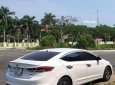 Hyundai Elantra 2017 - Cần bán xe Hyundai Elantra 2017, màu trắng, nhập khẩu chính chủ