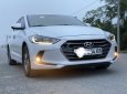 Hyundai Elantra 2017 - Bán Hyundai Elantra 2017, màu trắng xe gia đình