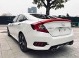 Honda Civic   2017 - Cần bán Honda Civic sản xuất năm 2017, màu trắng, chính chủ 