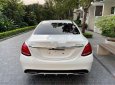 Mercedes-Benz C class  C300 AMG 2017 - Cần bán xe Mercedes C300 AMG đời 2018, màu trắng chính chủ