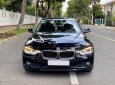 BMW 3 Series   2016 - Cần bán xe BMW 3 Series 320i đời 2017, màu đen