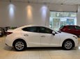 Mazda 3 2018 - Cần bán gấp Mazda 3 sản xuất năm 2018, màu trắng, 630 triệu