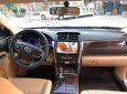 Toyota Camry 2016 - Cần bán Toyota Camry 2.0E năm sản xuất 2016, màu đen, 820tr