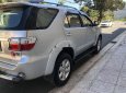 Toyota Fortuner 2011 - Cần bán xe Toyota Fortuner 2.5G MT năm sản xuất 2011, màu bạc còn mới