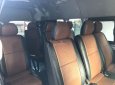 Toyota Hiace 2016 - Cần bán xe Toyota Hiace năm sản xuất 2016, màu bạc, giá tốt