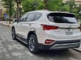 Hyundai Santa Fe 2019 - Cần bán Hyundai Santa Fe 2.4LAT đời 2019, màu trắng số tự động