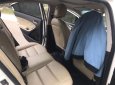 Kia Cerato 2016 - Cần bán lại xe Kia Cerato đời 2016, màu trắng, giá tốt
