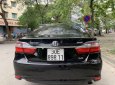 Toyota Camry 2017 - Bán ô tô Toyota Camry 2.0 sản xuất năm 2017, màu đen, giá 820tr