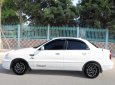 Daewoo Lanos 2003 - Gia đình cần bán gấp Daewoo Lanos 2003, màu trắng, giá tốt