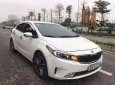 Kia Cerato 2016 - Cần bán lại xe Kia Cerato đời 2016, màu trắng, giá tốt