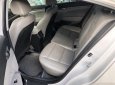Hyundai Elantra 2017 - Cần bán lại xe Hyundai Elantra 1.6AT năm sản xuất 2017, màu trắng số tự động, giá 556tr