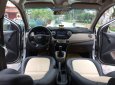 Hyundai Grand i10 2015 - Cần bán gấp Hyundai Grand i10 năm 2015, màu bạc, nhập khẩu