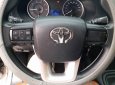 Toyota Hilux 2015 - Bán ô tô Toyota Hilux sản xuất 2015, màu xám