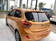 Hyundai Grand i10   2016 - Cần bán gấp Hyundai Grand i10 đời 2016, màu nâu, nhập khẩu 