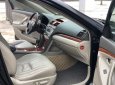 Toyota Camry 2012 - Cần bán lại xe Toyota Camry đời 2012, xe tư nhân chính chủ, giá thấp