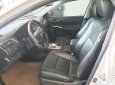 Toyota Camry 2014 - Bán Toyota Camry năm sản xuất 2014, màu trắng số tự động