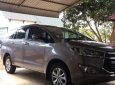 Toyota Innova   2017 - Bán Toyota Innova sản xuất năm 2017, màu bạc, xe gia đình