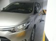 Toyota Vios 2017 - Cần bán gấp Toyota Vios E CVT đời 2017, màu bạc, giá thấp, xe chính chủ