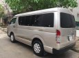 Toyota Hiace   2005 - Bán Toyota Hiace sản xuất 2005, màu bạc, nhập khẩu  