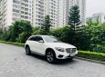 Mercedes-Benz GLC-Class   2017 - Cần bán xe Mercedes GLC250 năm sản xuất 2017, màu trắng