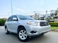 Toyota Highlander 2009 - Bán nhanh chiếc Toyota Highlander 3.5 đời 2009, nhập khẩu nguyên chiếc, giá thấp